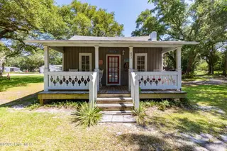493 Island Road, Harkers Island, NC 28531 – photo 2: Front