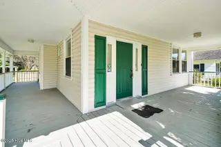 370 Carr Avenue, Rocky Point, NC 28457 — 5-bedroom home, Rocky Point, NC, photo 4 of 42: 370CarrAvenue-6