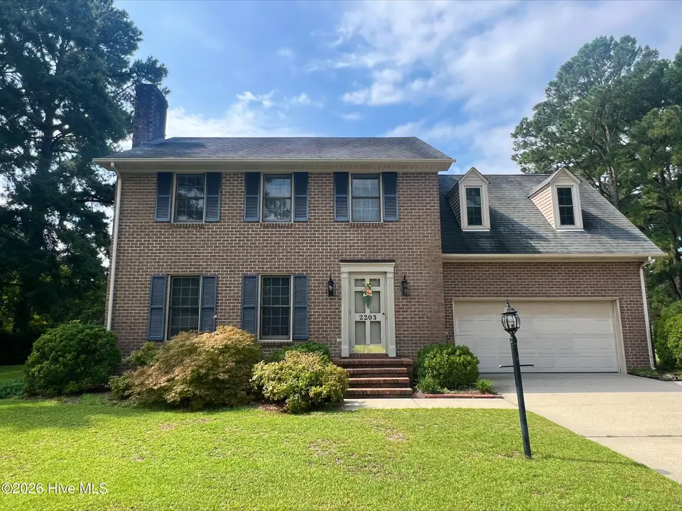 2203 Acorn Circle, Kinston, NC 28504 – photo 1 of 25: Primary Photo