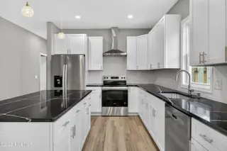 3904 Wilshire Boulevard, Wilmington, NC 28403 – photo 14: Kitchen