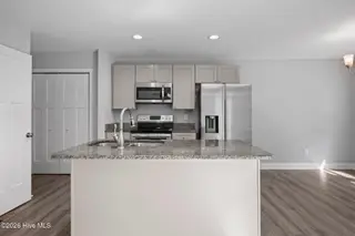 645 S Gaines Street, Southern Pines, NC 28387 – photo 12: 24-web-or-mls-IMG_7186