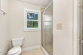 515 Crestline Boulevard, Greenville, NC 27834 – photo 23: Master Bathroom