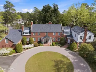 200 Hollycrest Drive, Pinehurst, NC 28374 – photo 4: Front Aerial