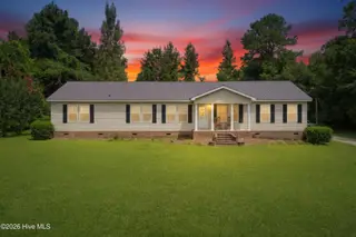 1002 First Avenue, Whiteville, NC 28472 – photo 1: Front