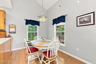 117 Woodridge Drive, Morehead City, NC 28557 – photo 16: 35-web-or-mls-117 Woodridge 054-edit