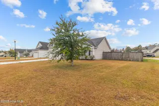 515 New Hanover Trail, Jacksonville, NC 28546 – photo 3: 3