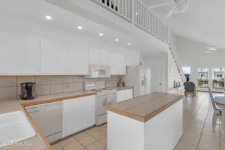 2523 W Dolphin Drive, Oak Island, NC 28465 – photo 18: 18_2523 w dolphin dr-00017
