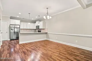 1676 Cambria Drive B, Greenville, NC 27834 – photo 23: 20-web-or-mls-IMG_0029_edit
