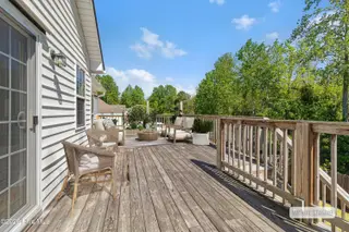 317 Appaloosa Court, Swansboro, NC 28584 – photo 5: Spacious deck