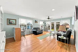 1816 Trent Boulevard, New Bern, NC 28560 – photo 17: 40-web-or-mls-0C0A9897_edit