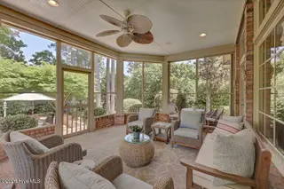 853 Gull Point Road, Wilmington, NC 28405 — 4-bedroom home in Landfall, Wilmington, NC, photo 2 of 52: 045_img_7616_70