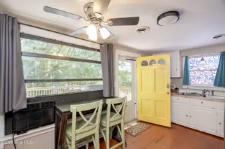 2313 Avery Street, Morehead City, NC 28557 – photo 11: DBR_8102