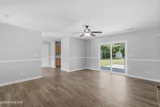 102 Ashbury Park Lane, Richlands, NC 28574 – photo 3: 102 Ashbury _ Interior -8