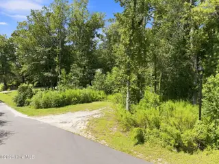 621 Vale Drive, Wilmington, NC 28411 – photo 10: 2-web-or-mls-DJI_20260909120508_0590_D