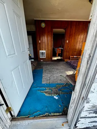 412 S William Street, Goldsboro, NC 27530 – photo 5: IMG_5486