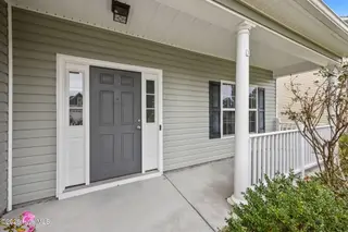 3204 Drew Avenue, New Bern, NC 28562 – photo 5: 53-web-or-mls-0C0A2219