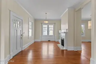 1805 Wrightsville Avenue, Wilmington, NC 28403 – photo 4: 46-web-or-mls-DSC09976