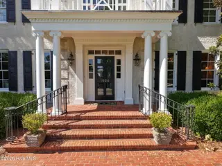 1924 London Lane, Wilmington, NC 28405 – photo 3: 17-web-or-mls-DJI_20260914114609_0976_D