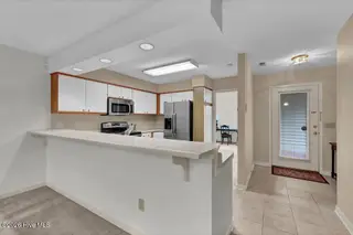 6106 Inland Greens Drive, Wilmington, NC 28405 – photo 5: img_7716