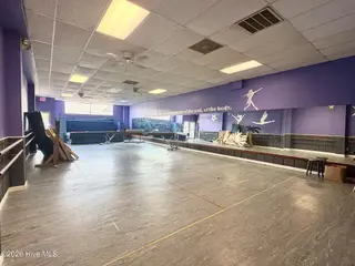 114 E Main Street, Whiteville, NC 28472 – photo 10: Large Room 2