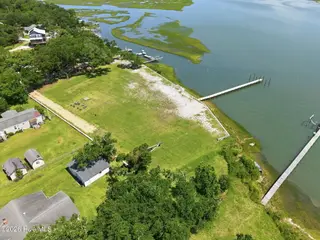 184 2 Lennoxville Point Road, Beaufort, NC 28516 – photo 1: 3-web-or-mls-DJI_20260702112928_0405_D