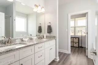 610 Bright Harvest Drive, Maysville, NC 28555 – photo 21: Primary Bath