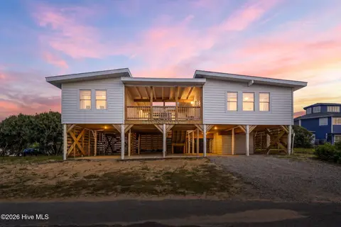 3929 W Dolphin Dr, Oak Island