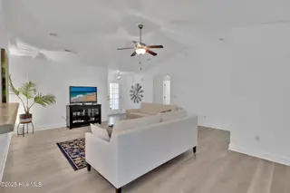 4231 Cherry Laurel Drive SE, Southport, NC 28461 – photo 8: 4231 Cherry Laurel Dr-7