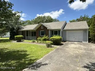 4511 Rivershore Drive, New Bern, NC 28560 – photo 2: A Front View 2