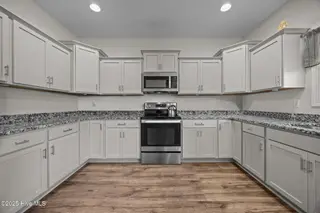 238 Crossroads Store Drive, Jacksonville, NC 28546 – photo 10: 19-web-or-mls-238-Crossroads-Store-Dr-42