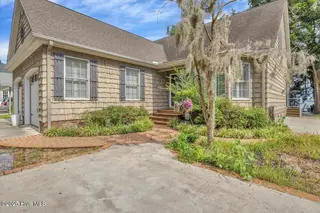 814 Canal Cove Road, Lake Waccamaw, NC 28450 – photo 10: 04-Final 814 Canal Cove Rd LW-RJREM-1294