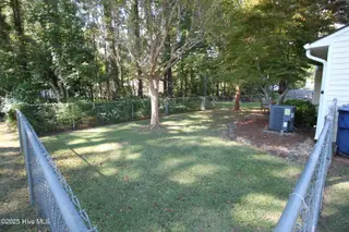 105 Jenny Lane, Havelock, NC 28532 — 2-bedroom townhome in Village Park, Havelock, NC, photo 15 of 17: IMG_4098
