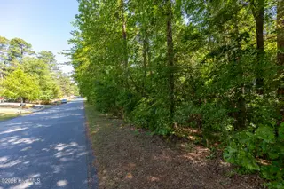 305 Kingswood Circle, Pinehurst, NC 28374 – photo 4: 305 Kingswood Cir-4