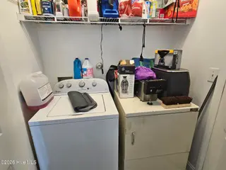 1017 S 8th Street, Wilmington, NC 28401 – photo 11: Laundry Area