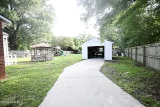 704 Henderson Drive, Jacksonville, NC 28540 – photo 24