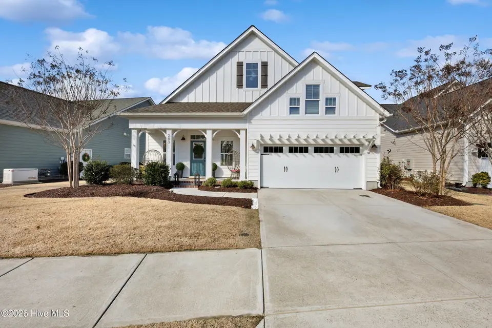 283 Hanover Lakes Drive, Wilmington, NC 28401 – photo 1 of 54: 64_img_7209