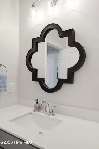 838 Wharton Avenue, Wilmington, NC 28412 – photo 19: Shared Bath in Hall