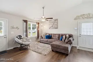 102 Beach House Way, Bolivia, NC 28422 — 3-bedroom home in Somerset, Bolivia, NC, photo 3 of 29
