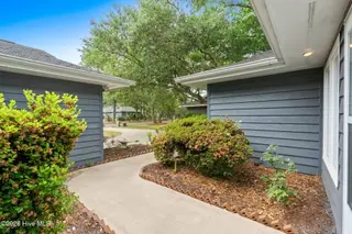 604 Camellia Lane, Sunset Beach, NC 28468 – photo 7: 7-web-or-mls-604 Camellia Ln 6