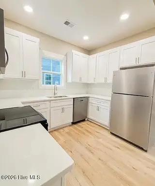 907 Wooster Street, Wilmington, NC 28401 – photo 9: 6d5d90acb04a666601f2dea935cf3ce9-cc_ft_7