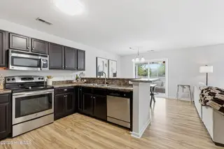 7087 Copperfield Court, Wilmington, NC 28411 – photo 16: Kitchen