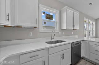 146 Sea Gull Lane 7a, North Topsail Beach, NC 28460 – photo 7: Similar Photo