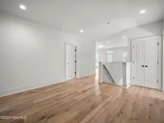 312 Cannonsgate Drive, Newport, NC 28570 – photo 20: Second Floor Landing
