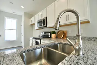 109 Bristol Bay Drive, Lake Waccamaw, NC 28450 – photo 3: KITCHEN