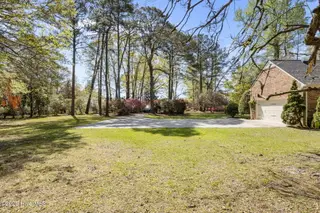 904 Hidden Drive, New Bern, NC 28562 – photo 17: side entry garage