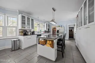1608 E 5th Street, Greenville, NC 27858 – photo 13: 54-web-or-mls-IMG_2068