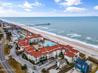 790 New River Inlet Road Unit 301b, North Topsail Beach, NC 28460 — 2-bedroom condo in Villa Capriani, North Topsail Beach, NC, photo 3 of 31: 790newriverinletrd_00003