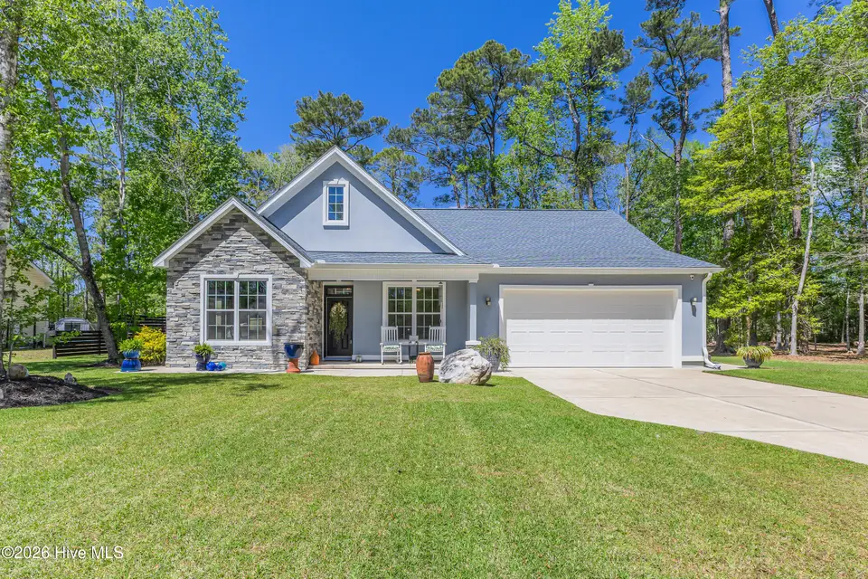 87 Northeast Drive NW, Calabash, NC 28467 – photo 1 of 47: 87 Northeast Dr NW
