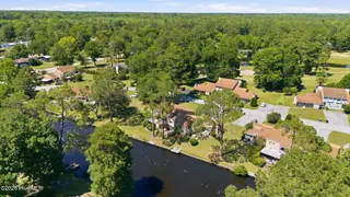 165 Quarterdeck, New Bern, NC 28562 – photo 5: 13-web-or-mls-DJI_20260515145900_0807_D