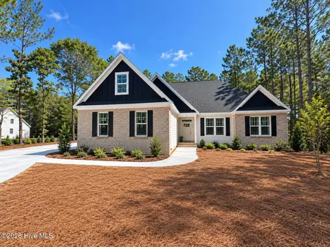 488 Longleaf Drive, West End
